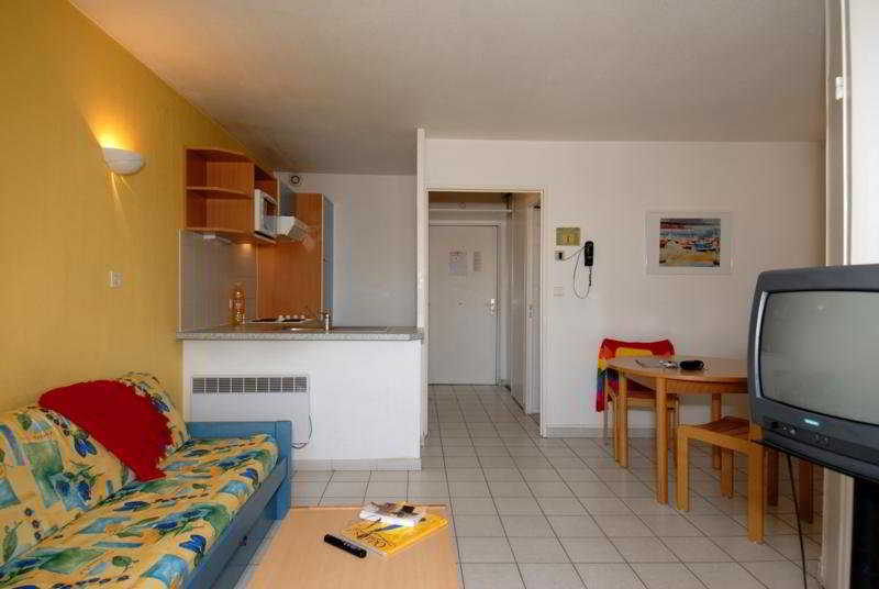Residence Odalys Open Golfe Juan Экстерьер фото